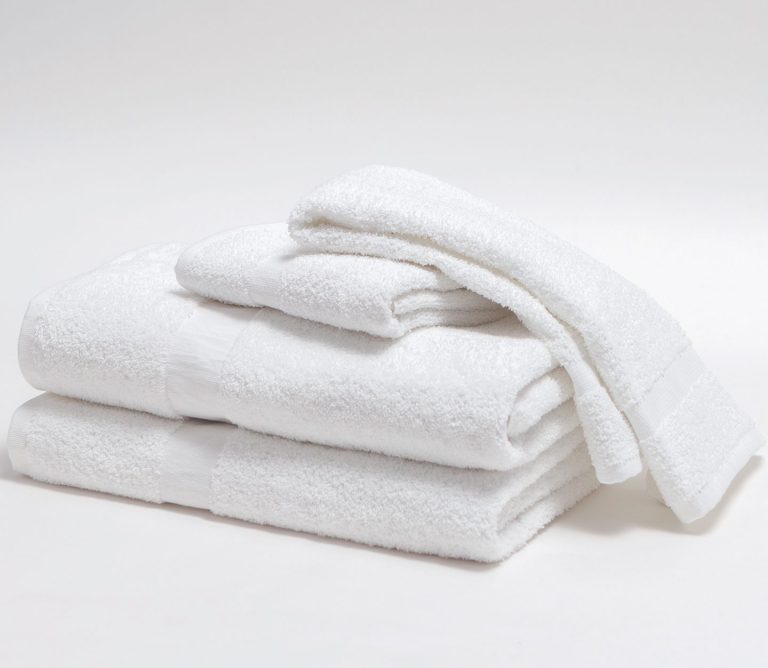 The Ultimate Guide to Buying White Towels in Bulk